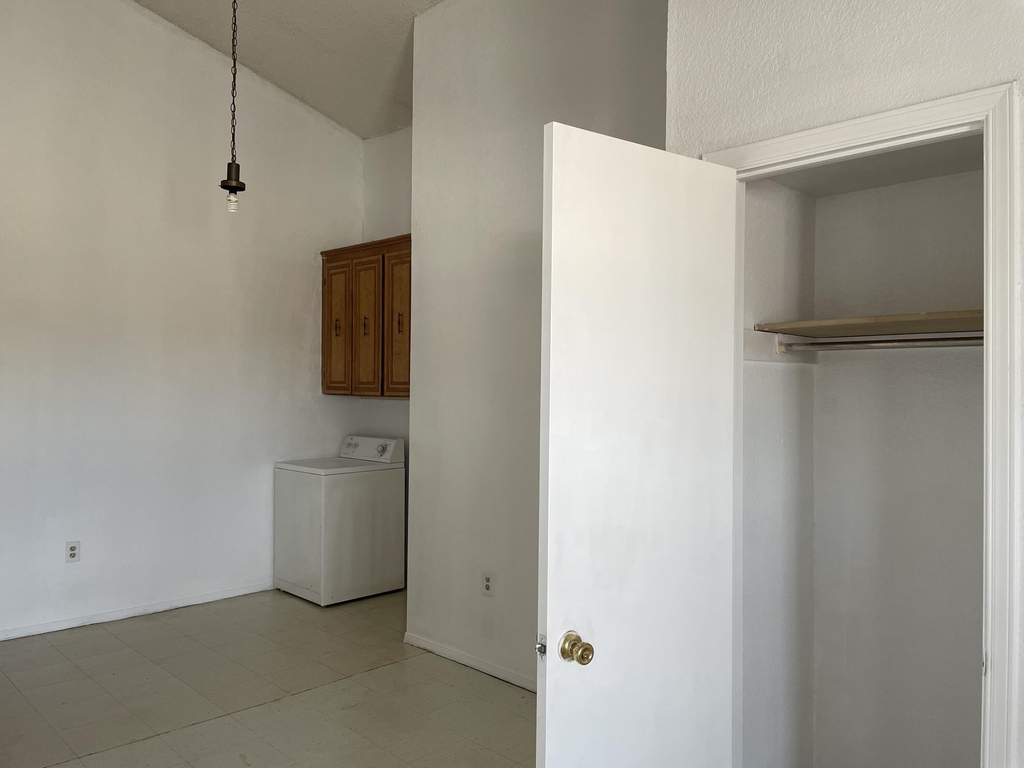 7214 Dale Road - Photo 10