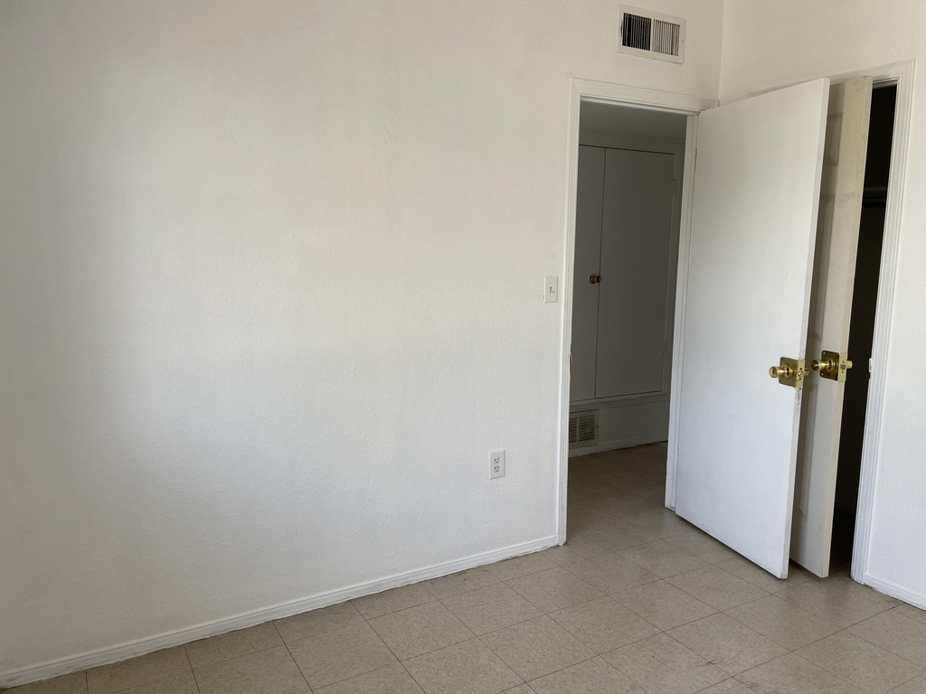 7214 Dale Road - Photo 16
