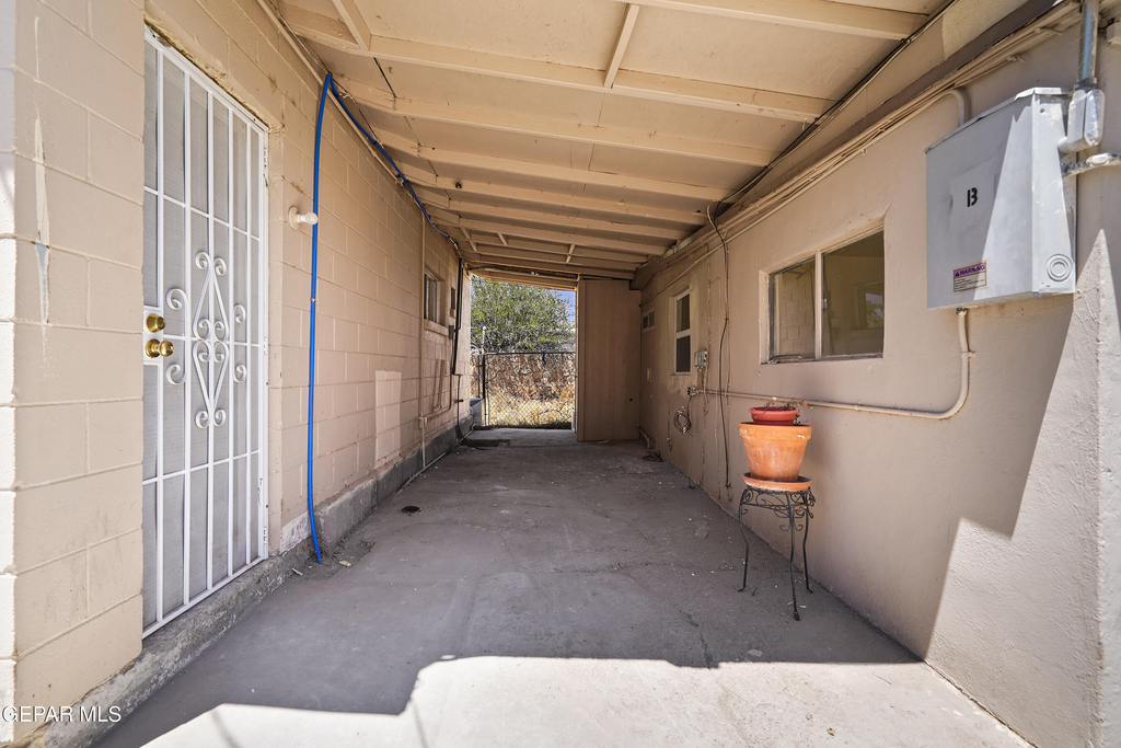 209 N Seville Drive - Photo 17
