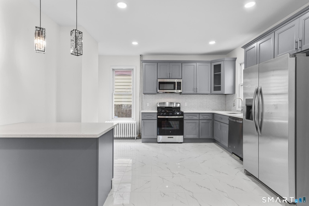 37 Johnson Street - Photo 14