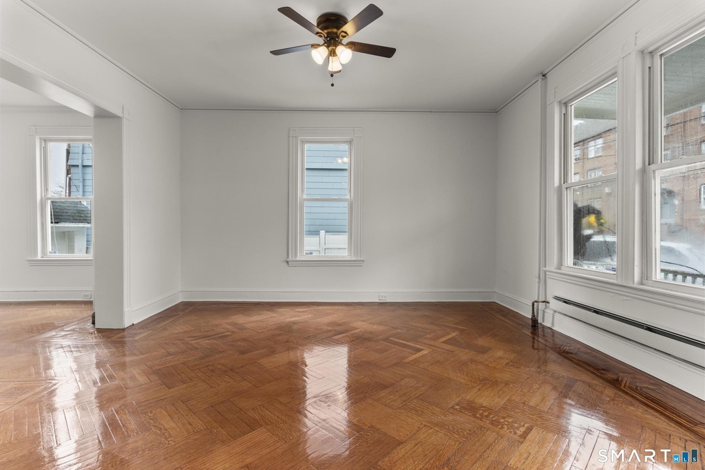 37 Johnson Street - Photo 5
