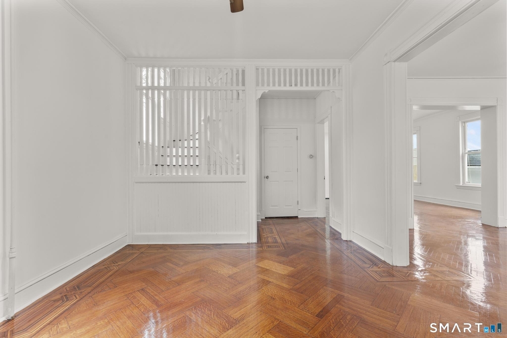 37 Johnson Street - Photo 3