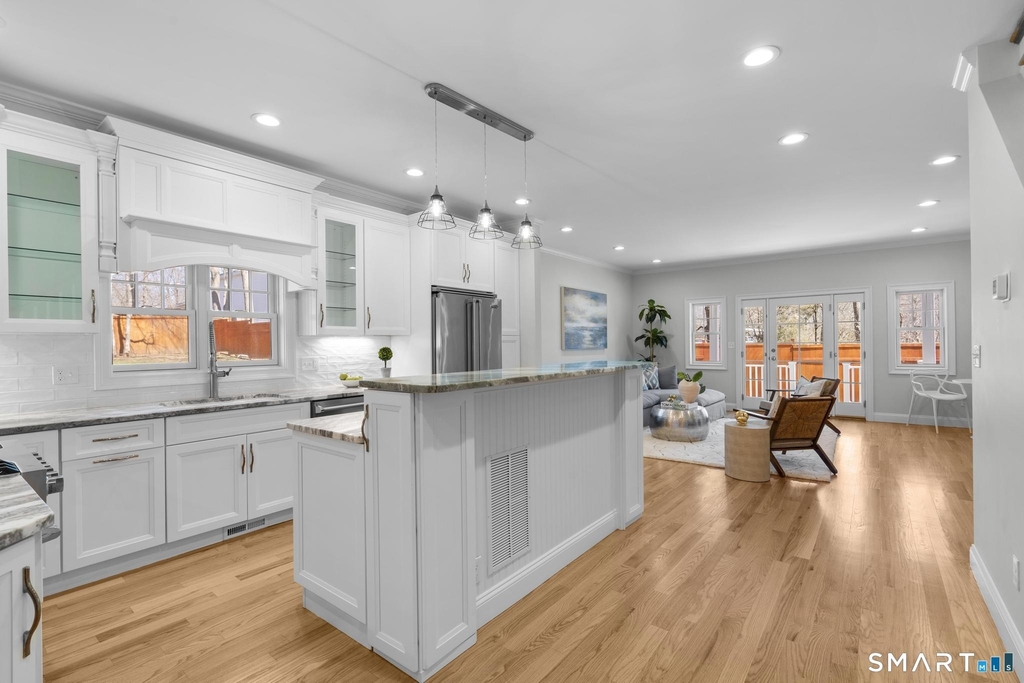 2455 Boston Post Road - Photo 1