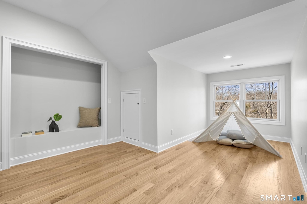 2455 Boston Post Road - Photo 15