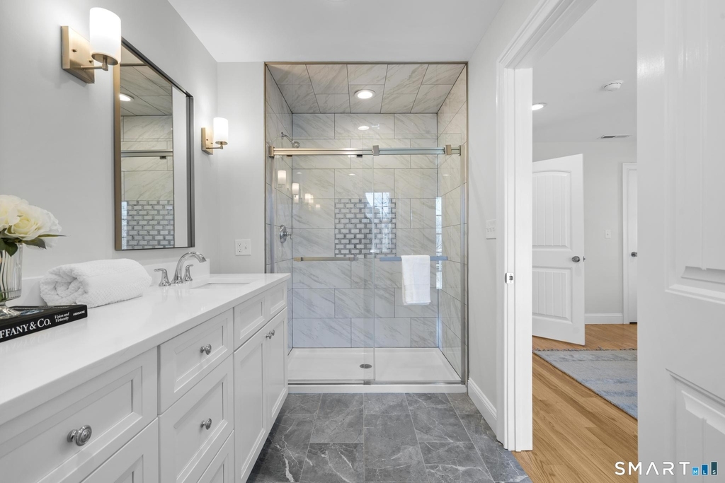 2455 Boston Post Road - Photo 8
