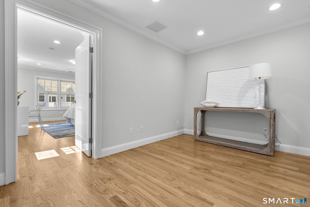 2455 Boston Post Road - Photo 11