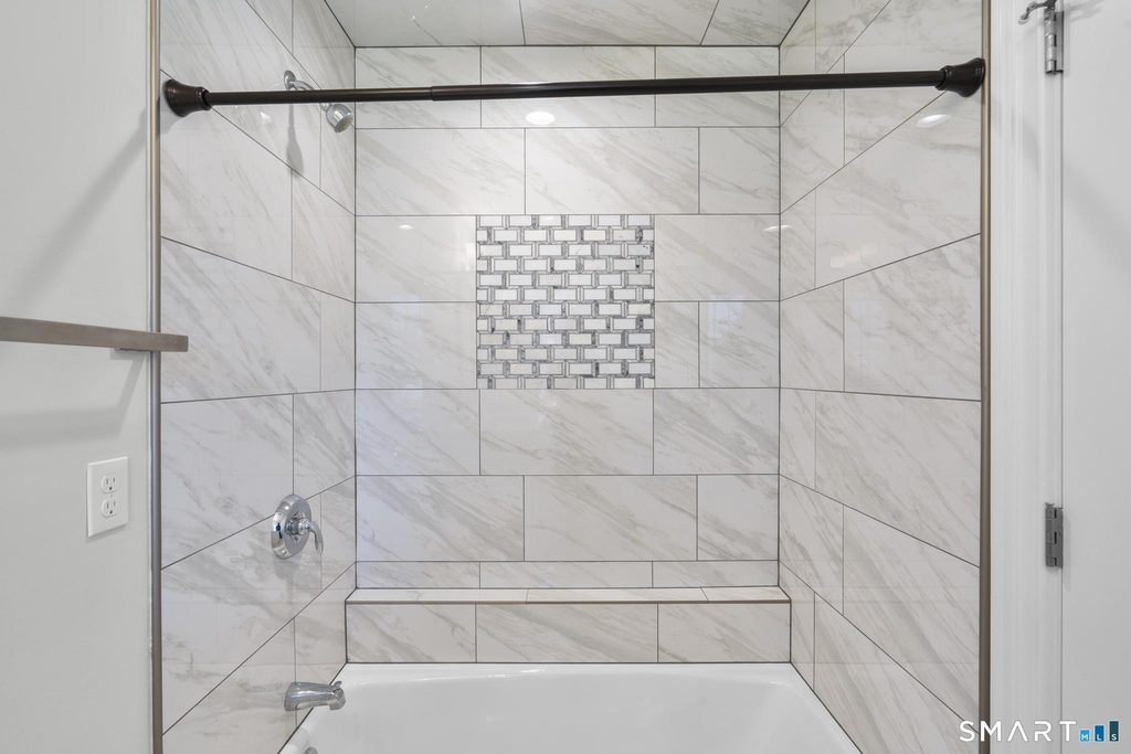 2455 Boston Post Road - Photo 13