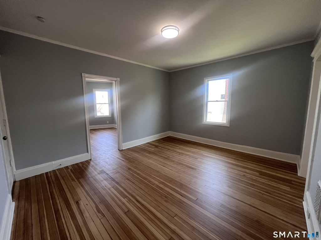 335 Ridgefield Avenue - Photo 7