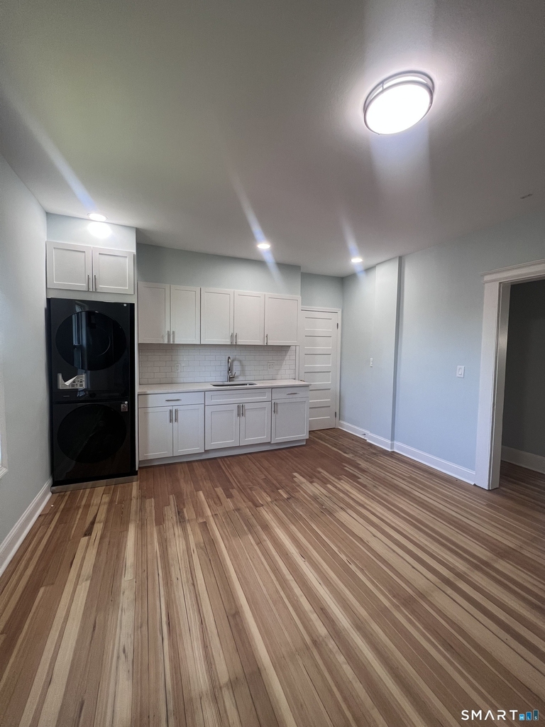 335 Ridgefield Avenue - Photo 8