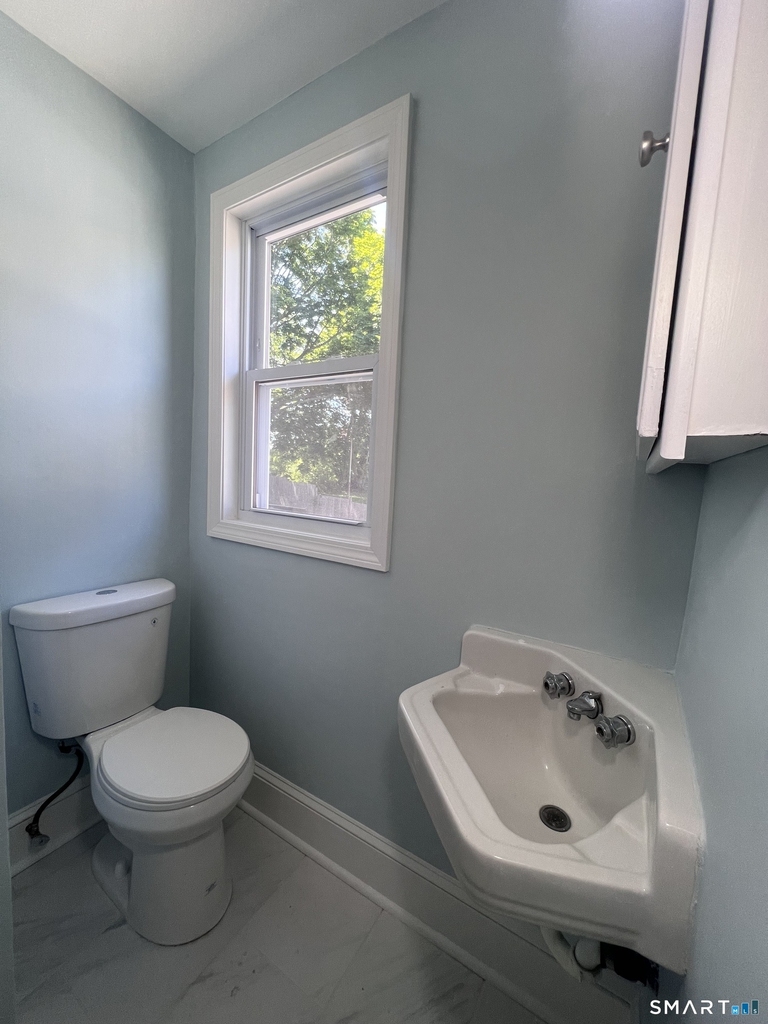 335 Ridgefield Avenue - Photo 14