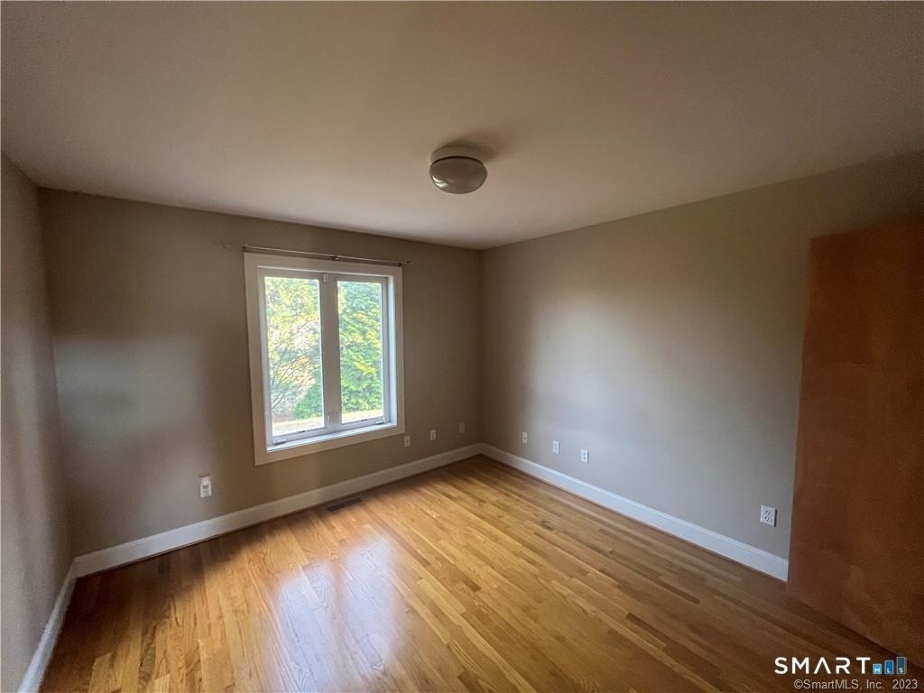 6 Kingsley Drive - Photo 7