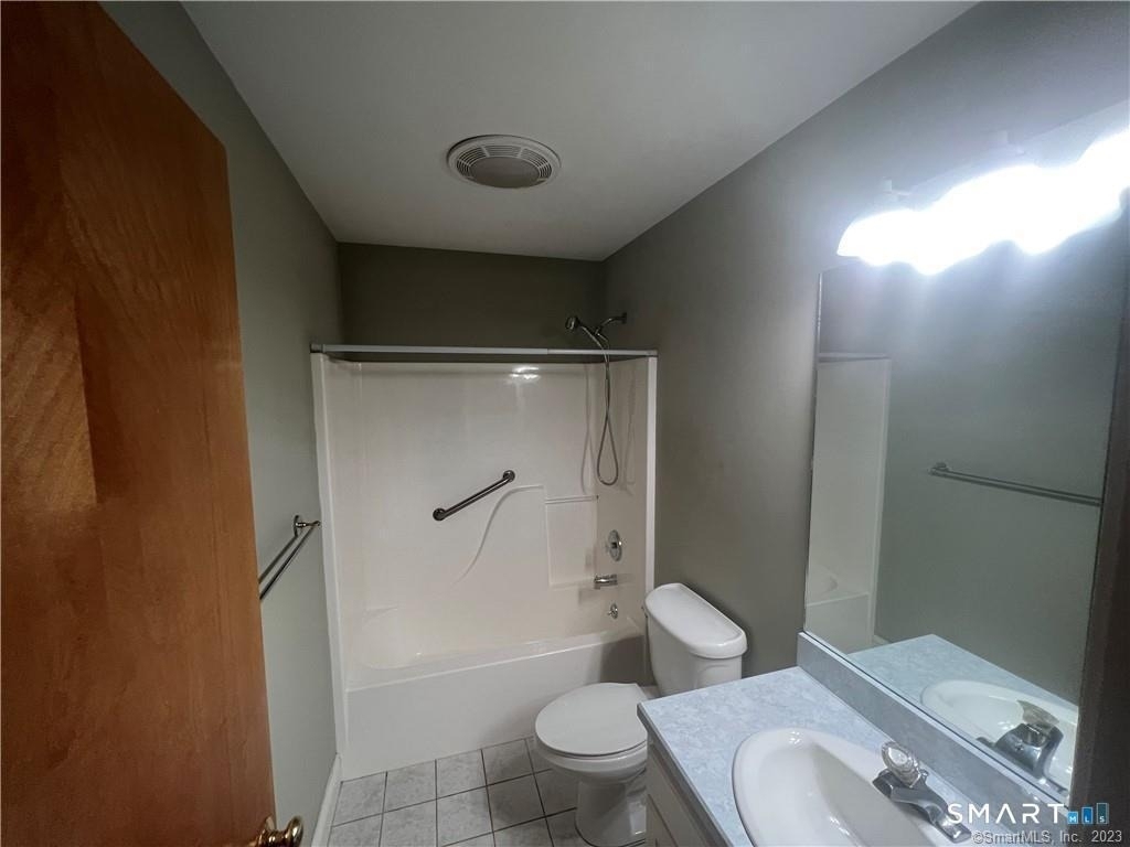 6 Kingsley Drive - Photo 5