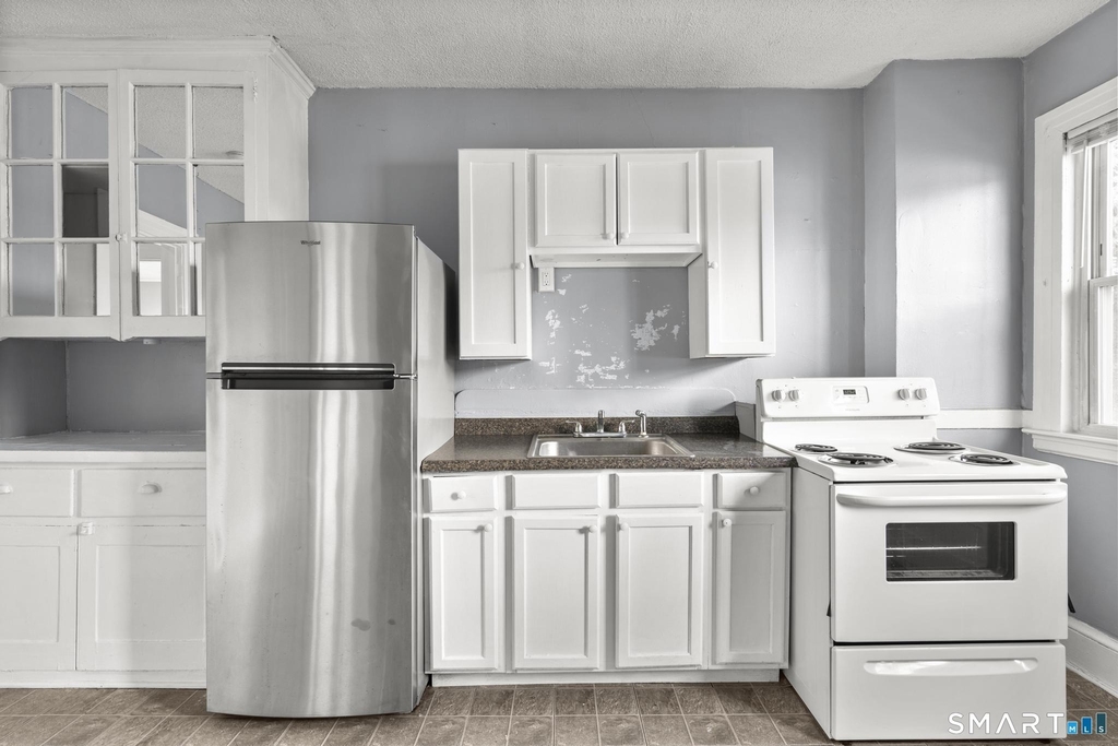 38 Beacon Street - Photo 0