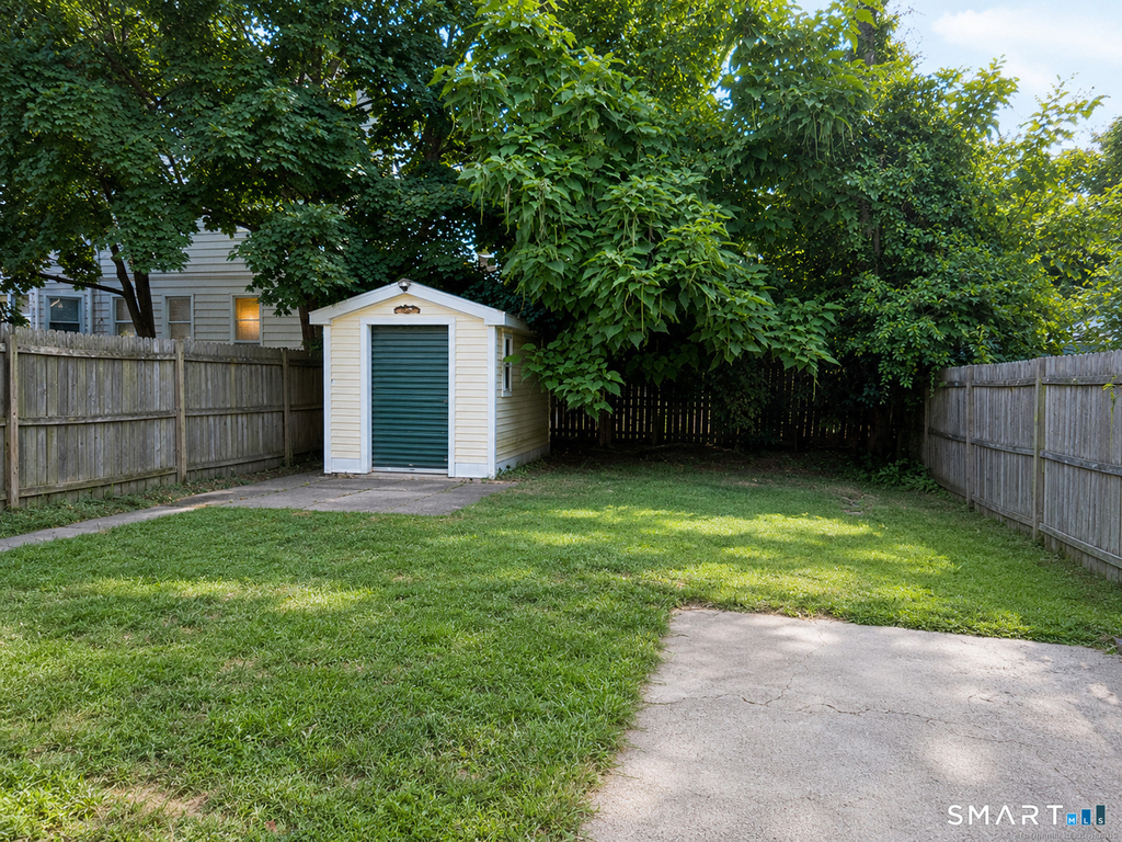 122 Atwater Street - Photo 5