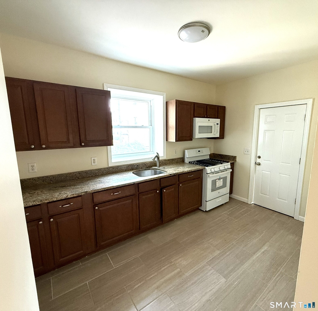 1333 East Main Street - Photo 7