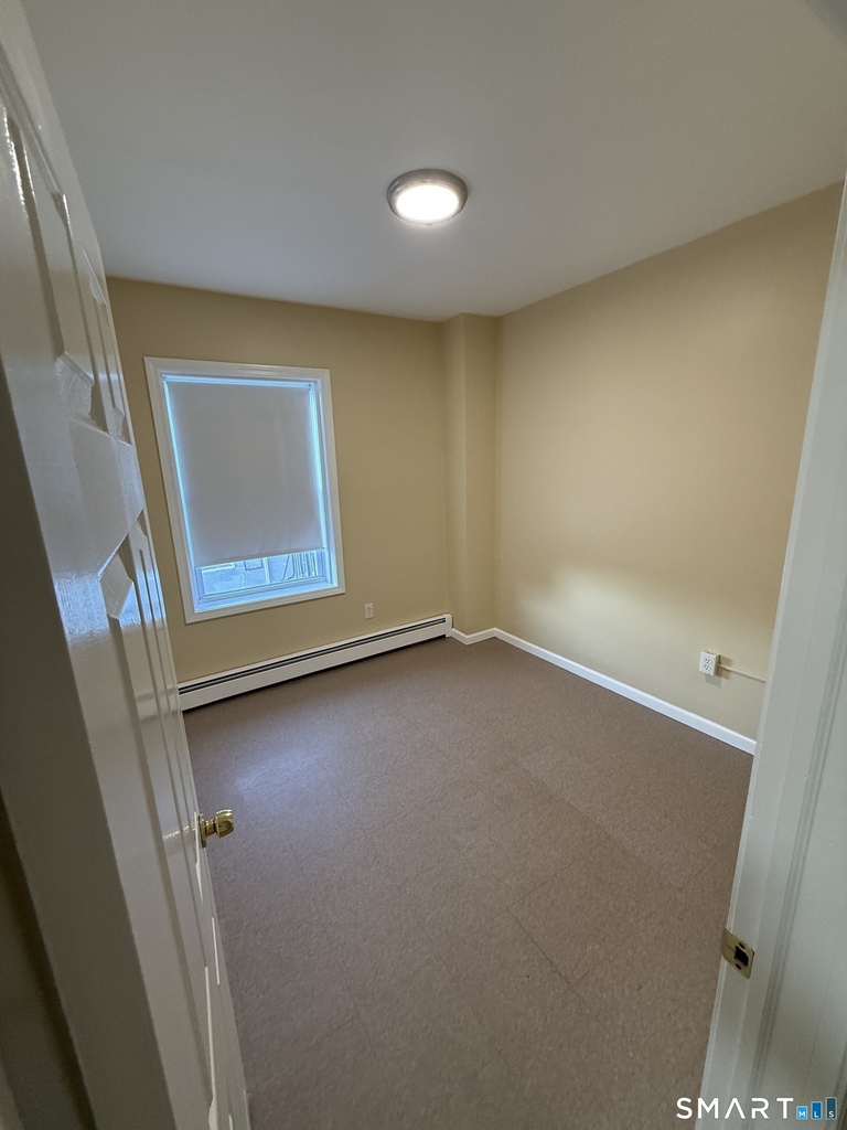 1333 East Main Street - Photo 4
