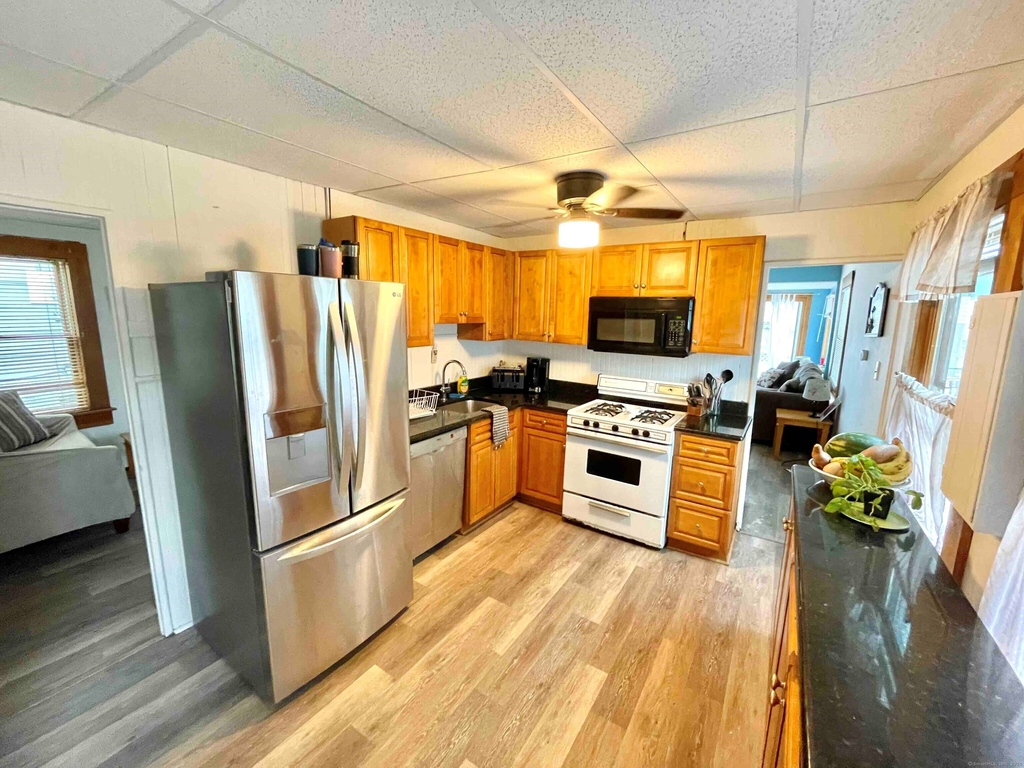 795 Broadway - Photo 2