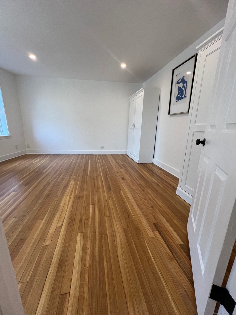 833 Summer Street - Photo 14