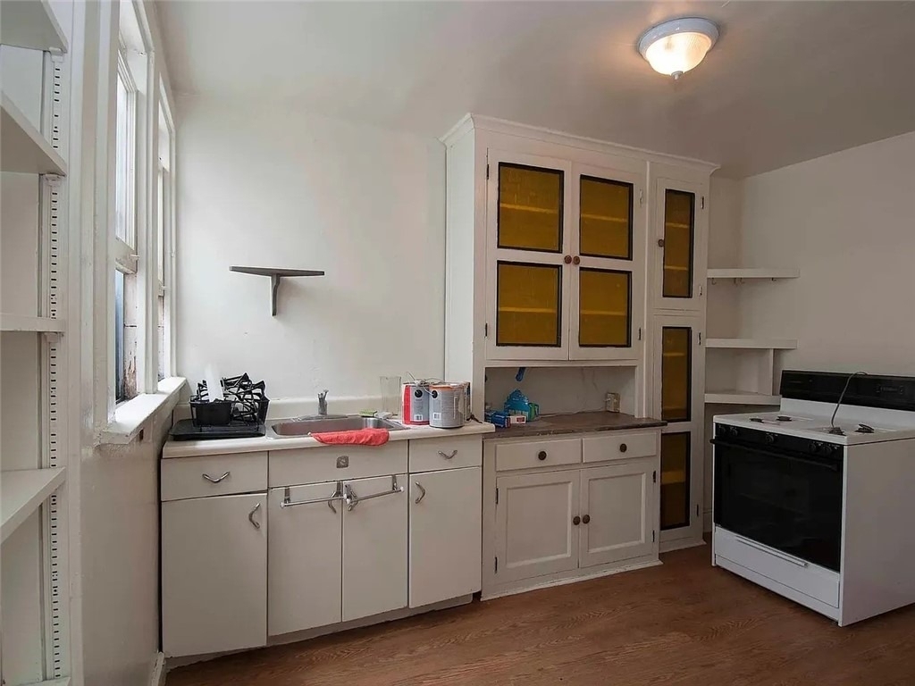 6535 Northumberland - Photo 5
