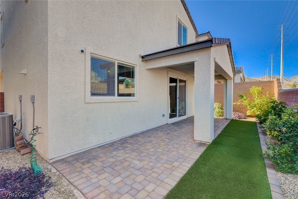 10818 Lost Ark Avenue - Photo 20