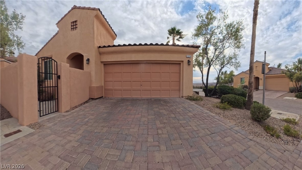1274 Calcione Drive - Photo 2