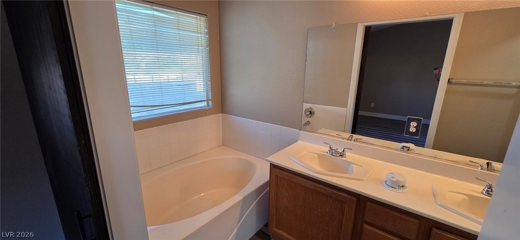 2229 Maple Shade Street - Photo 7