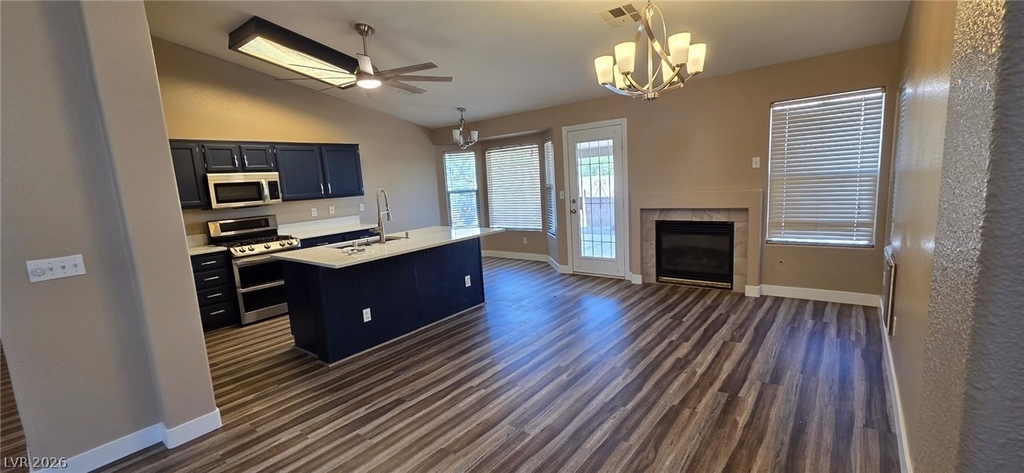 2229 Maple Shade Street - Photo 3