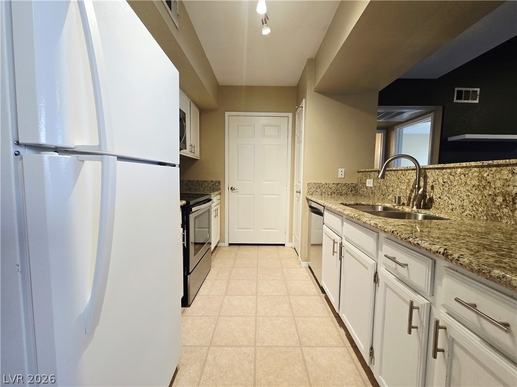 6650 W Warm Springs Road - Photo 3