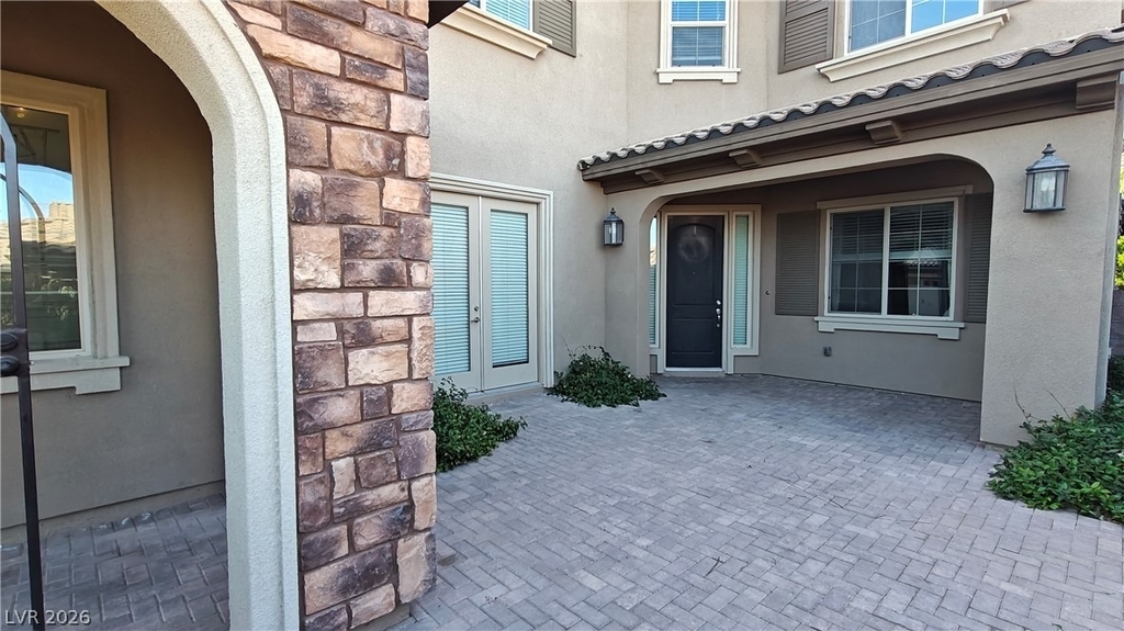 2868 Josephine Drive - Photo 3
