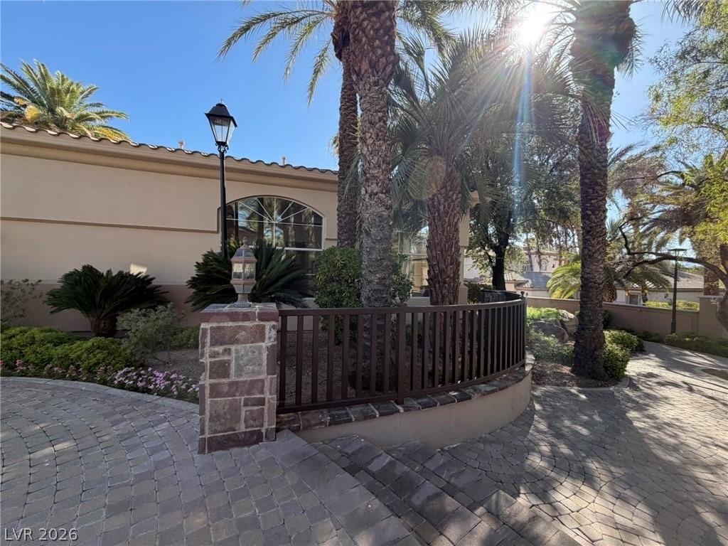 2050 W Warm Springs Road - Photo 39