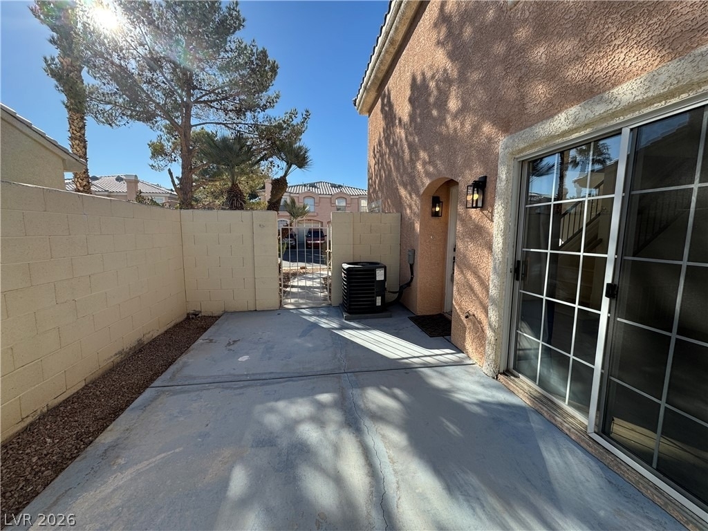 8464 Blue Island - Photo 6