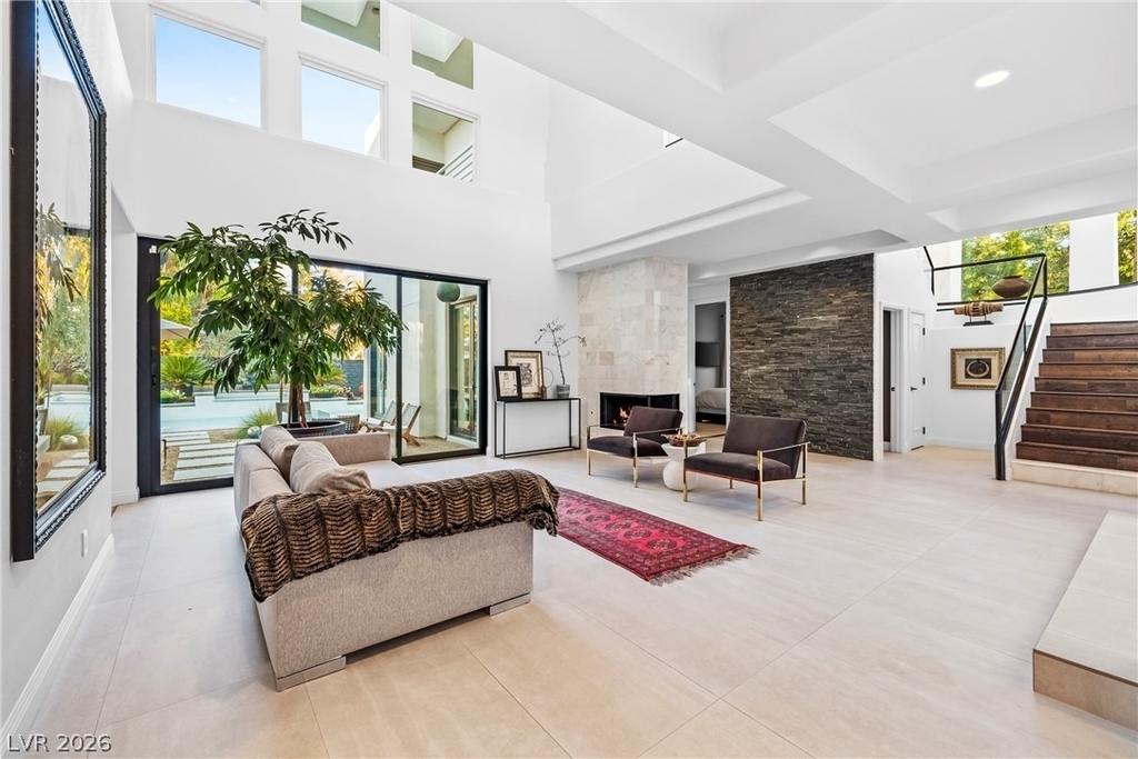 2000 Grouse Street - Photo 4