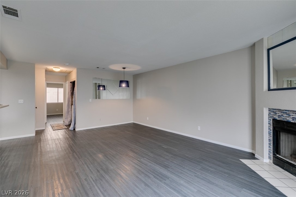810 N Sloan Lane - Photo 15