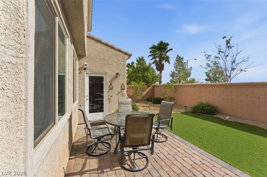 32 Lily Grove Road - Photo 33