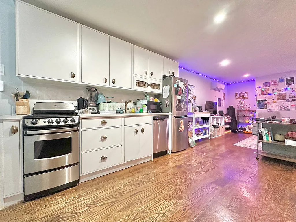 489 Washington Avenue - Photo 2