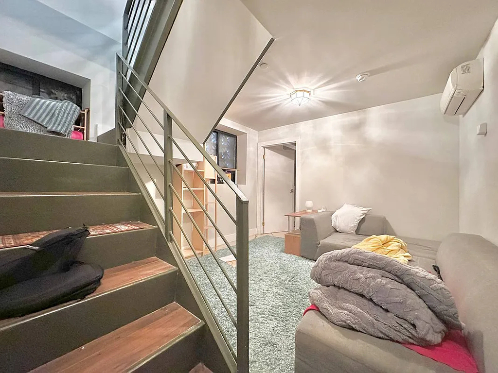 489 Washington Avenue - Photo 5