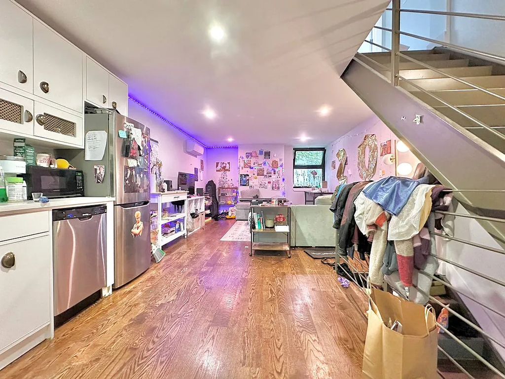 489 Washington Avenue - Photo 0