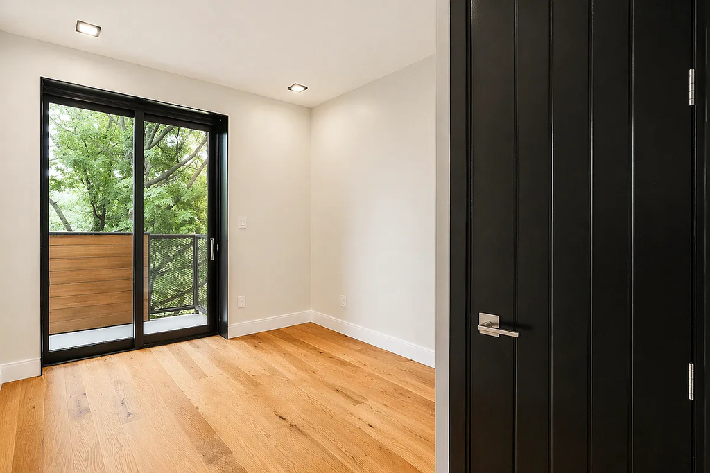 691 Chauncey Street - Photo 4