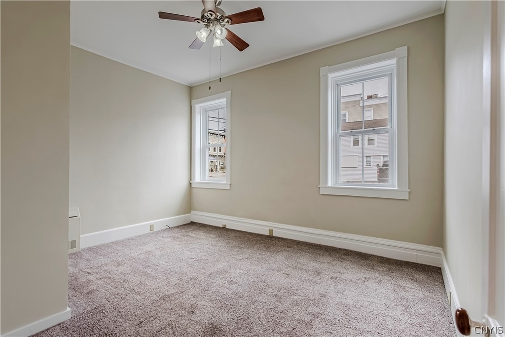 25 College Street - Photo 13
