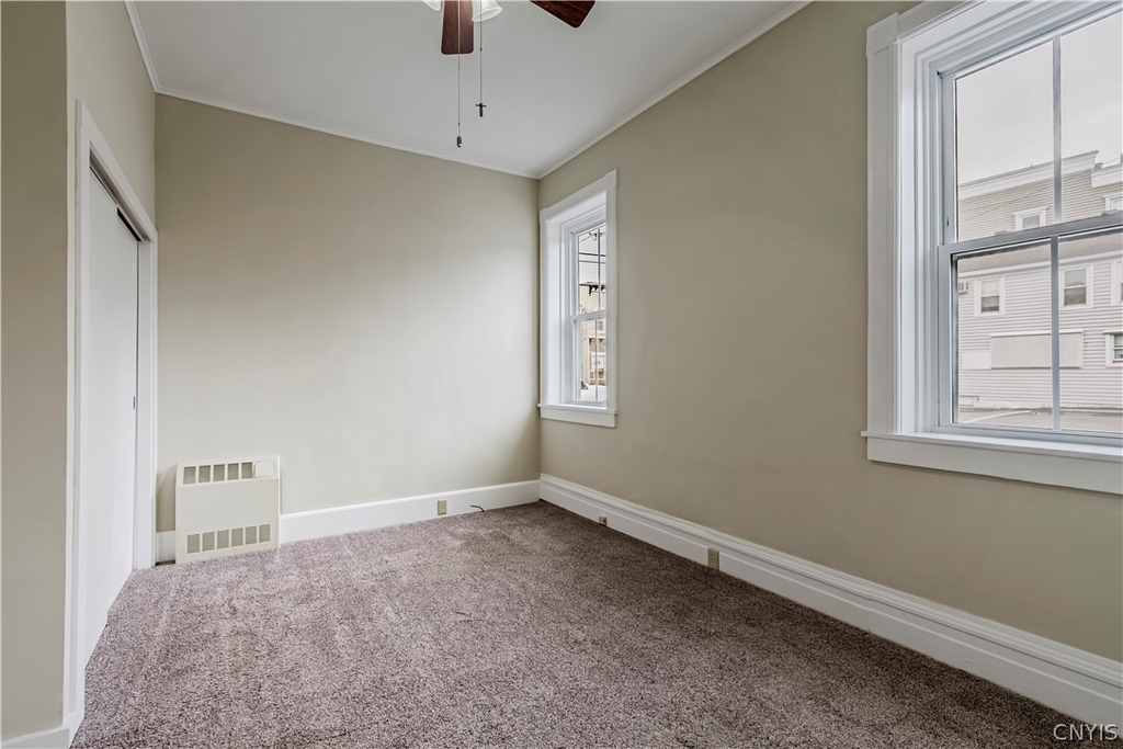 25 College Street - Photo 14