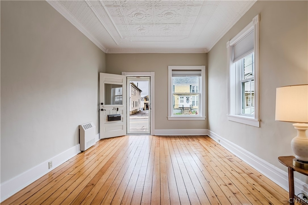 25 College Street - Photo 1