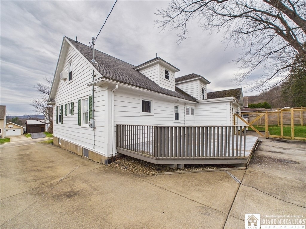 422 York Street - Photo 37