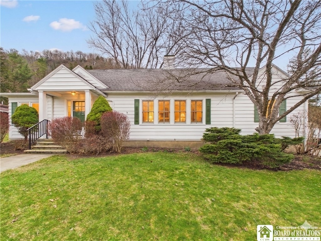 422 York Street - Photo 0