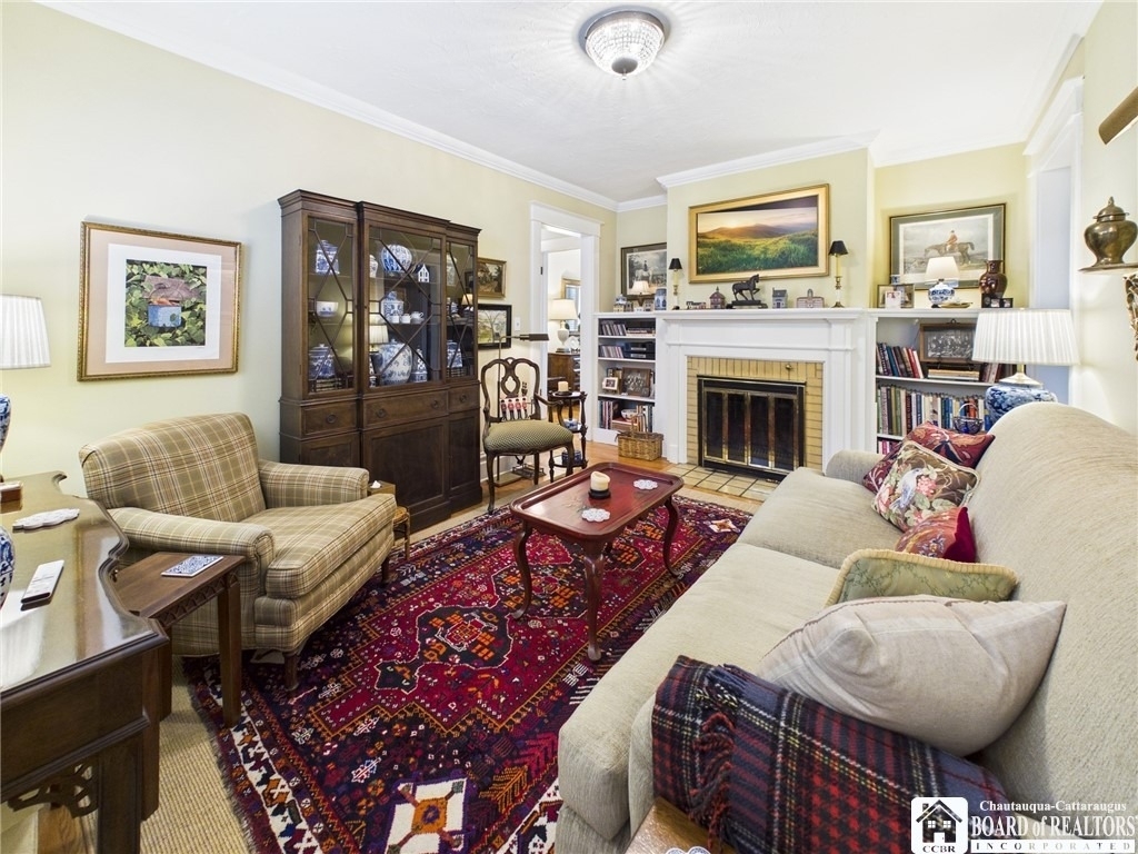 422 York Street - Photo 3