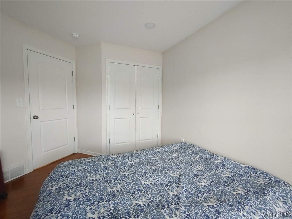441 Riverwalk Drive - Photo 8