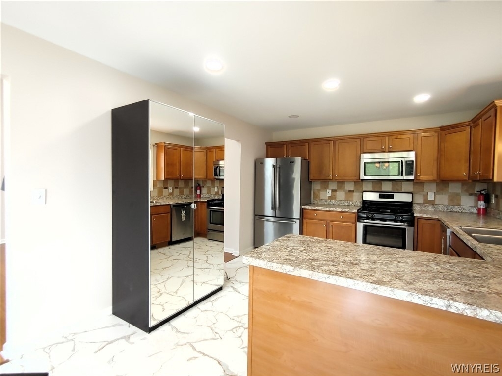 441 Riverwalk Drive - Photo 4