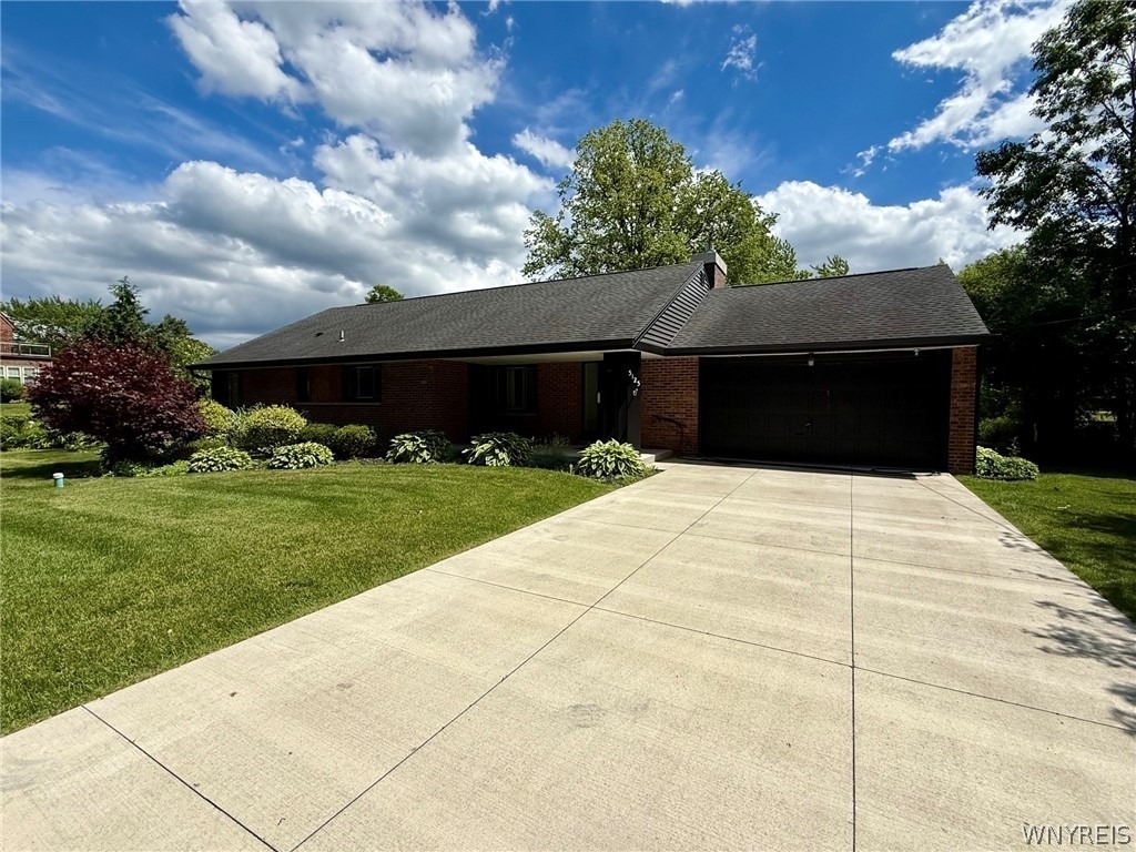 5125 Forest Road - Photo 1