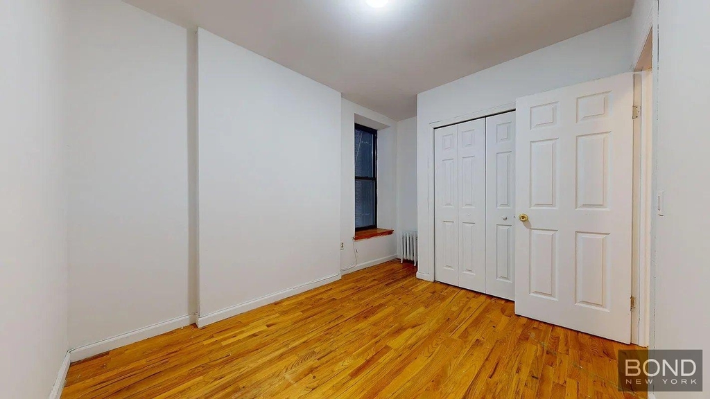 Second Avenue - Photo 10
