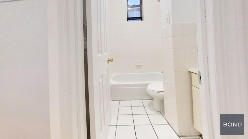 East 70th Street - Photo 5
