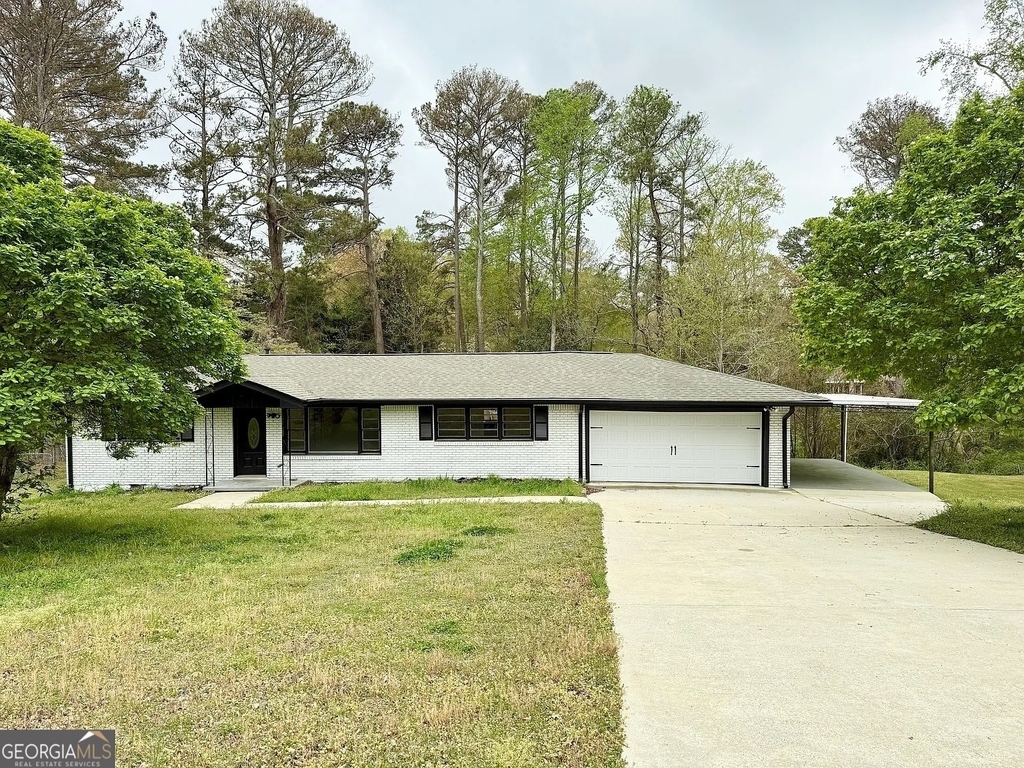 1322 S Hicks Cir Nw, Conyers - Photo 0